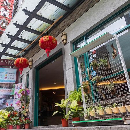 Jenq Yang Hotspring Hotel Ренай Экстерьер фото