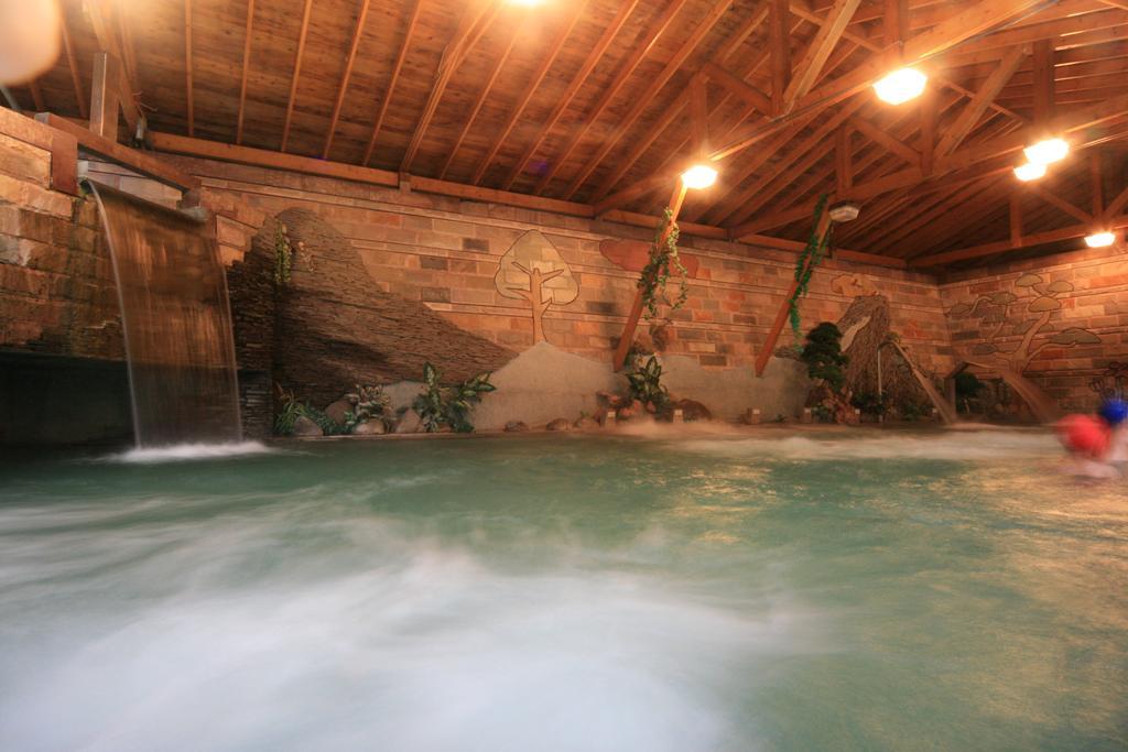 Jenq Yang Hotspring Hotel Ренай Экстерьер фото
